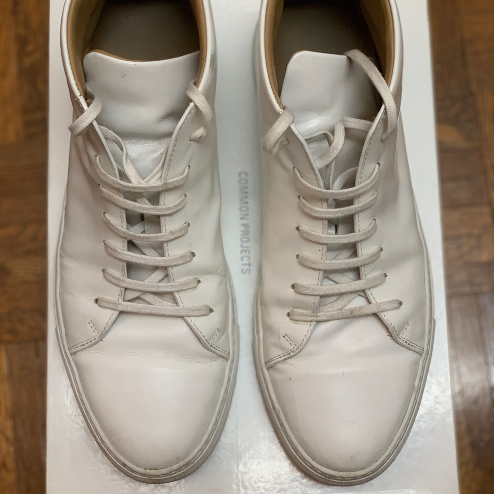 Common Projects Achilles Mid Sneaker - Picture 2 of 3